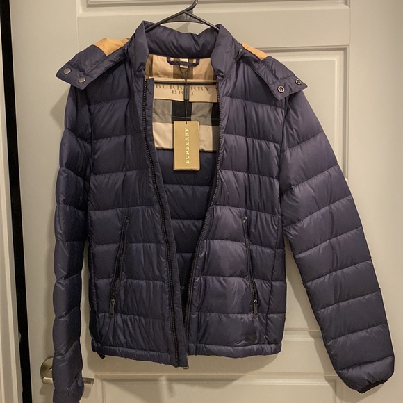 Burberry Puffer - Picture 3 of 4